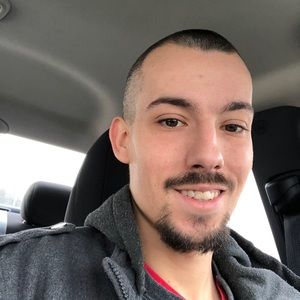 Meet your Posher, Nicholas